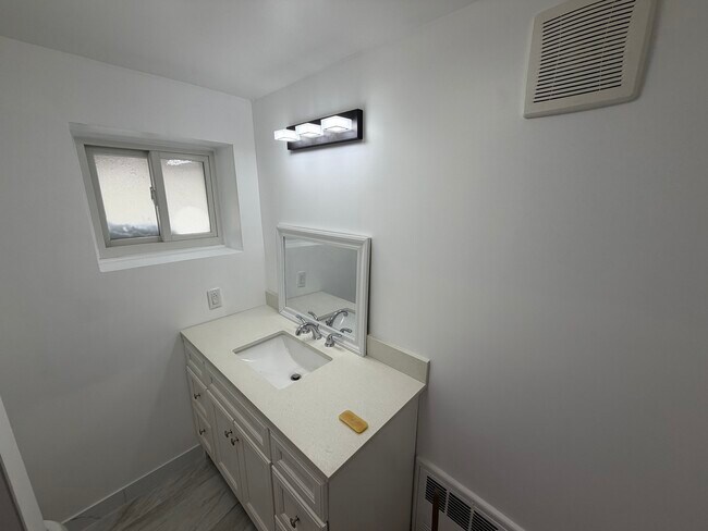 baño - 9505 165th Ave