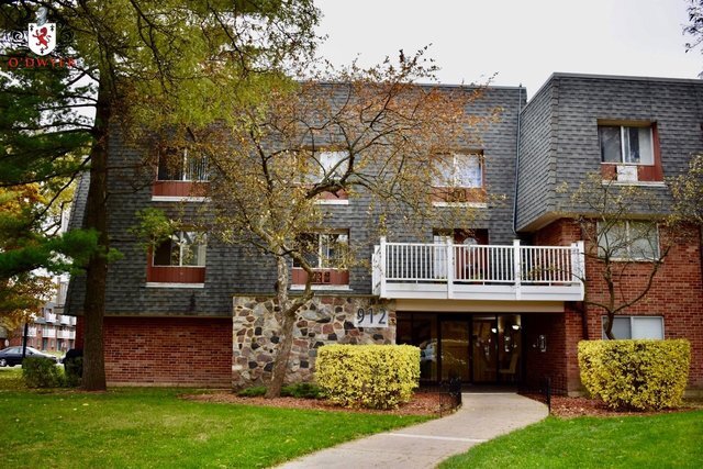 Primary Photo - 912 Ridge Square