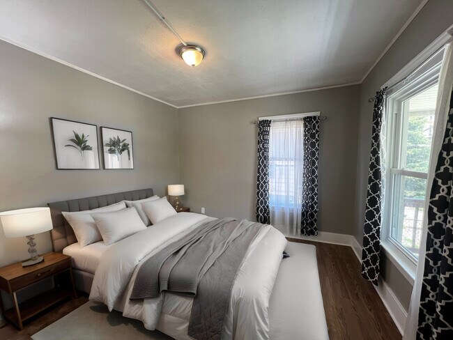 Foto del edificio - Manaktala - 3418 Mapledale Ave