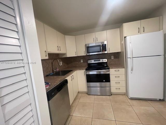 Building Photo - 1830 Dixieana St