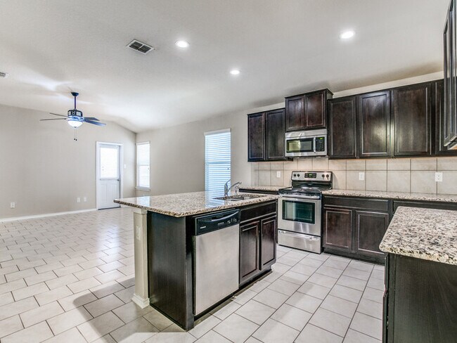 Building Photo - San Antonio, TX - House - $1,695.00 Availa...