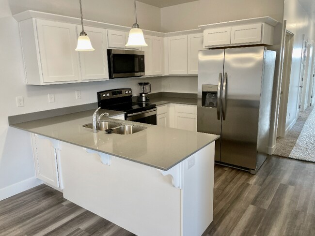 Foto del edificio - 13128 Keegan Dr