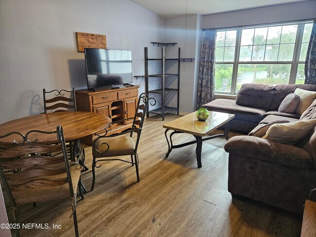 Foto del edificio - 39207 Harbour Vista Cir
