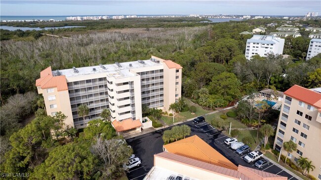 Building Photo - 15171 Cedarwood Ln