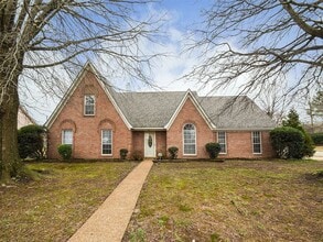 Building Photo - 7611 Lowrance Rd
