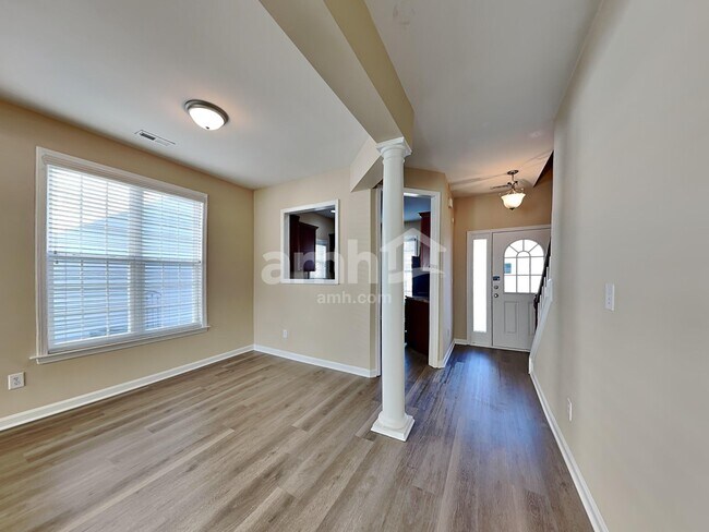 Building Photo - 228 Haywood Ln