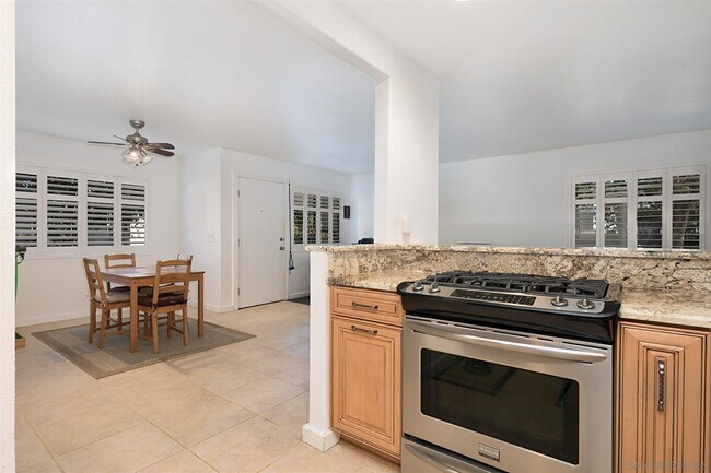Building Photo - 6903 Quail Pl