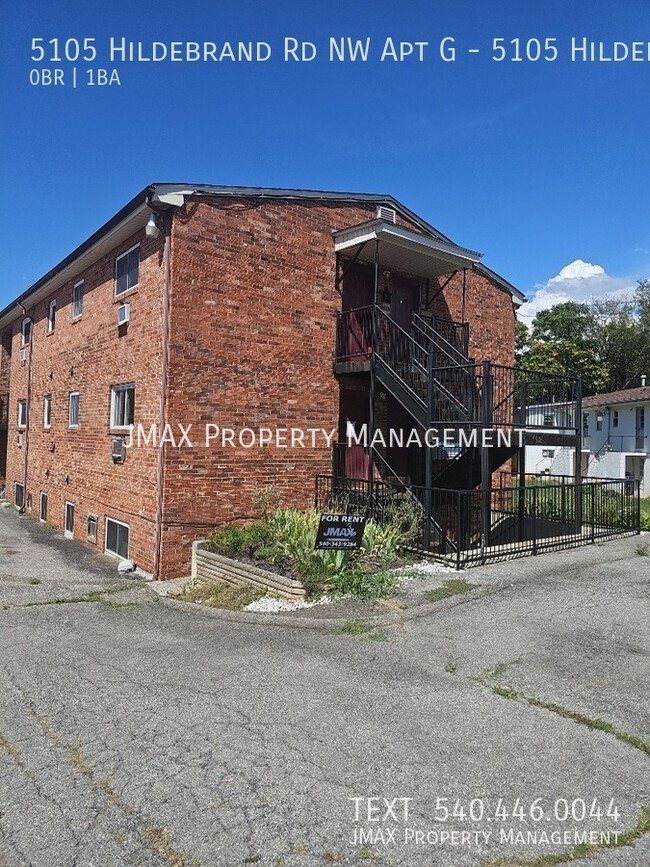 Building Photo - 5105 Hildebrand Rd NW