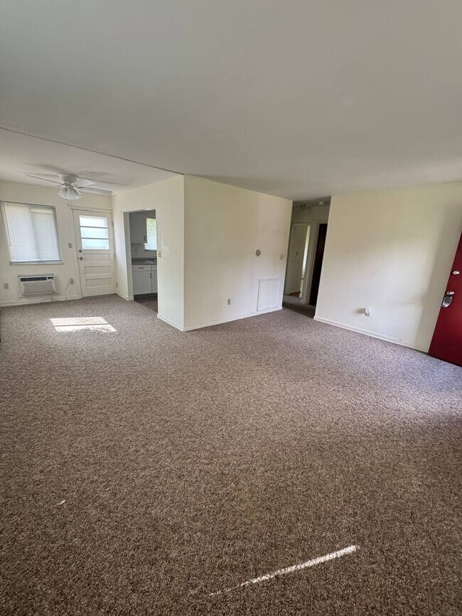 Building Photo - 471-477 Ginger Pl