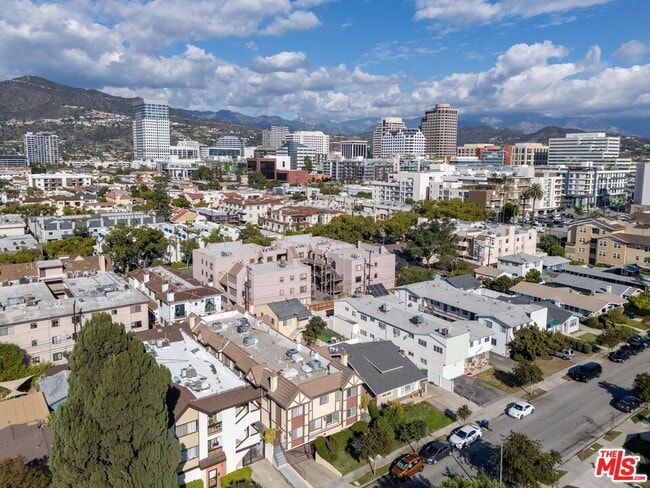 Foto del edificio - 361 Salem St