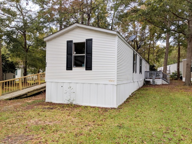 Building Photo - 308 Pittsburg Landing