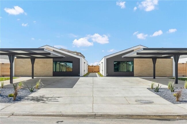 Foto del edificio - 1320 E Hibiscus Ave