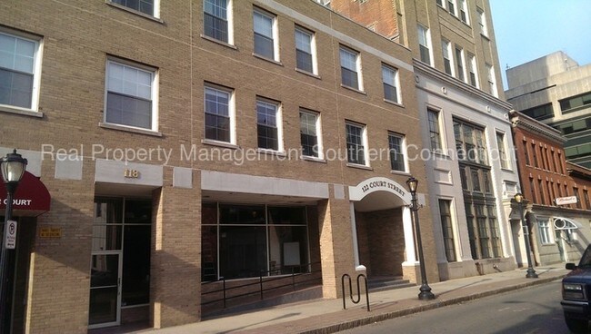 Building Photo - 122 Court St