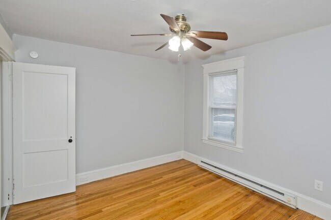 Foto del edificio - 53-55 Forest St. Chicopee MA, 01013