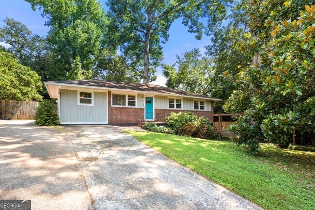 Building Photo - 811 Whelchel Dr