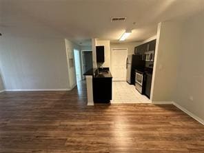 Building Photo - 5479 Vineland Rd