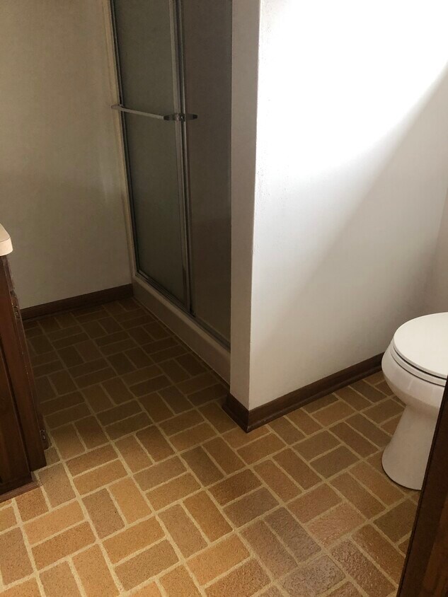 Foto principal - 603 W Briarknoll Ct
