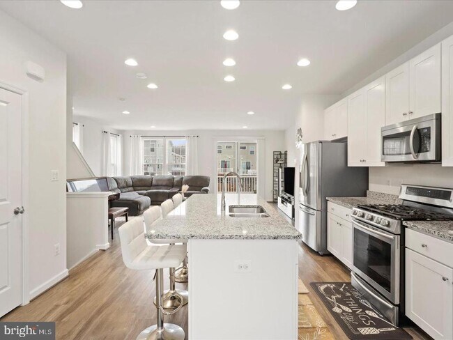 Foto del edificio - 9083 Connor House Rd