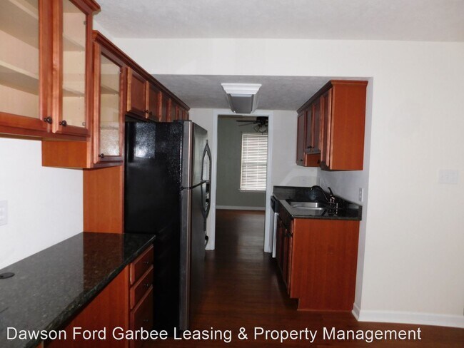 Building Photo - 2 br, 1.5 bath House - 122 Old Tavern Circle