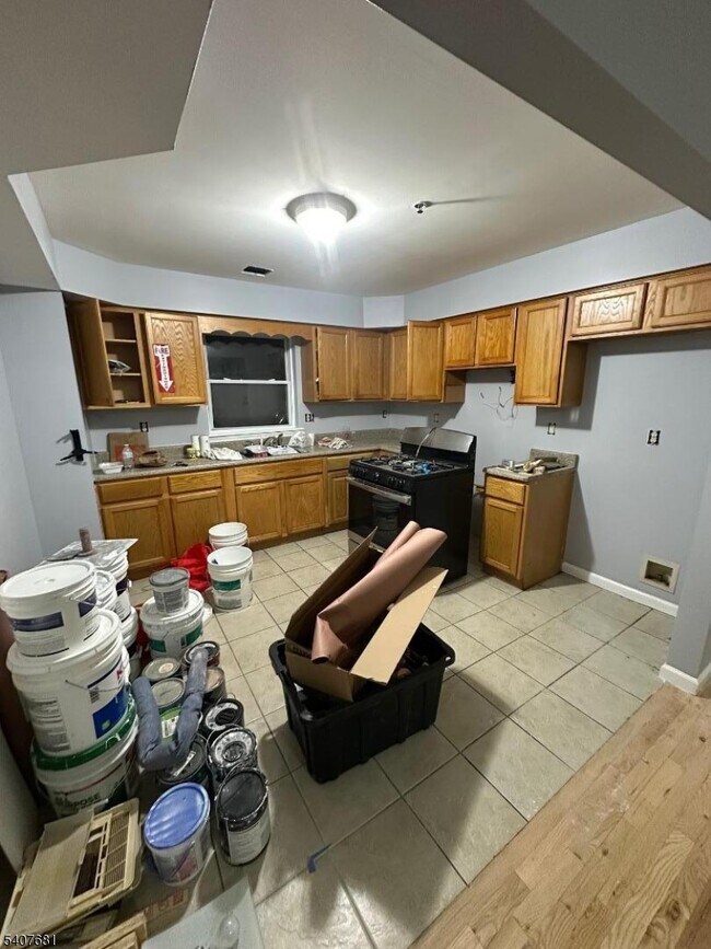 Foto del edificio - 28 Branford St