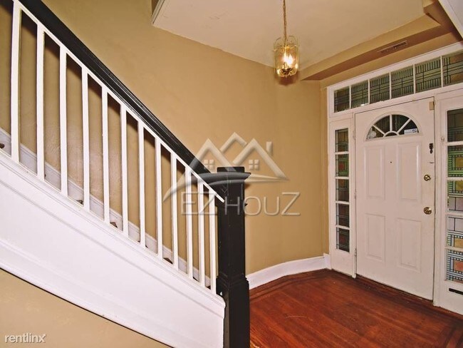 Building Photo - 2925 Presbury St