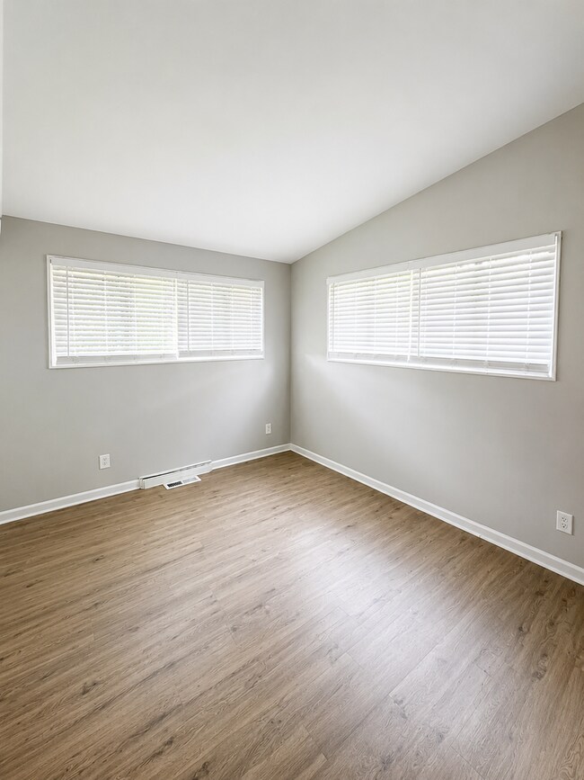 Foto del edificio - 10448 Halls Ferry Road
