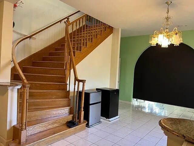Foto principal - 33553 5th St