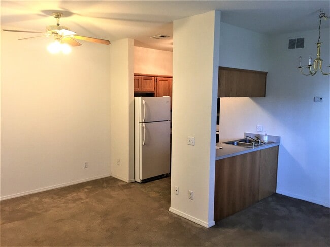 Photo - 1766 N Gregg Ave Apartment