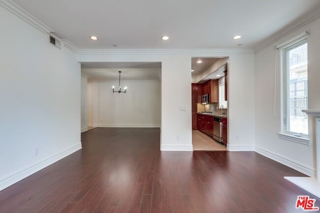 Building Photo - 8610 Chalmers Dr