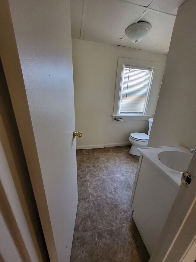 Building Photo - 1221 Berner