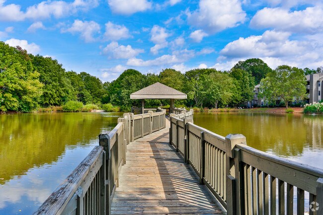 glorieta - Amber Lake Apartment Homes