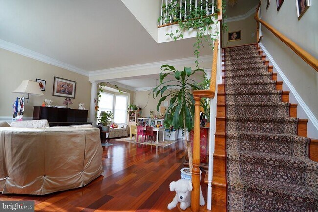 Foto del edificio - 1203 Denton Dr