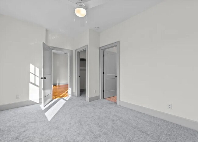 Foto del edificio - Beautiful 2 bed/2 bath cottage in perfect ...