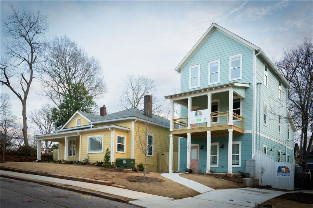 Foto principal - 1357 Finley St NE
