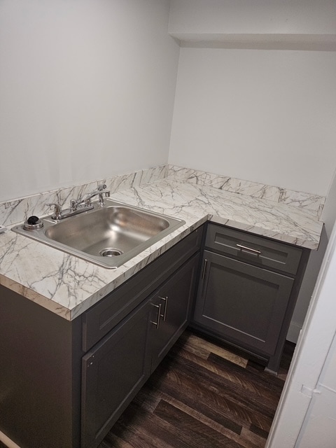 Building Photo - 228 Cedar St