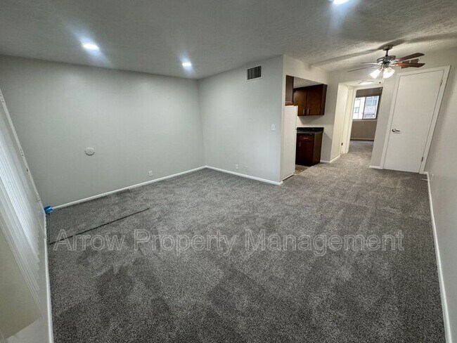 Foto del edificio - 2338 Lynn St