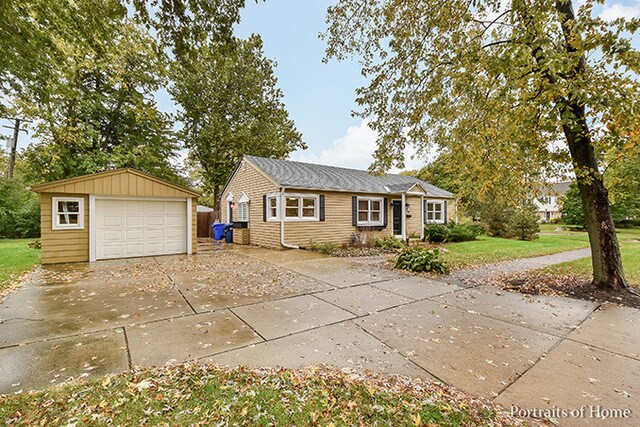 Building Photo - 1719 E Willow Ave