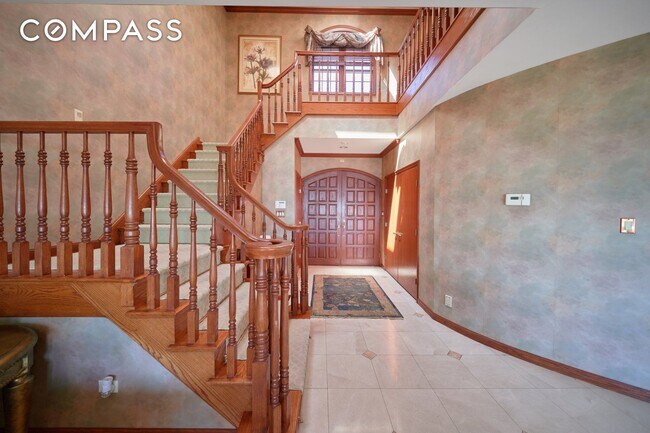 Foto del edificio - 3411 Country Club Rd