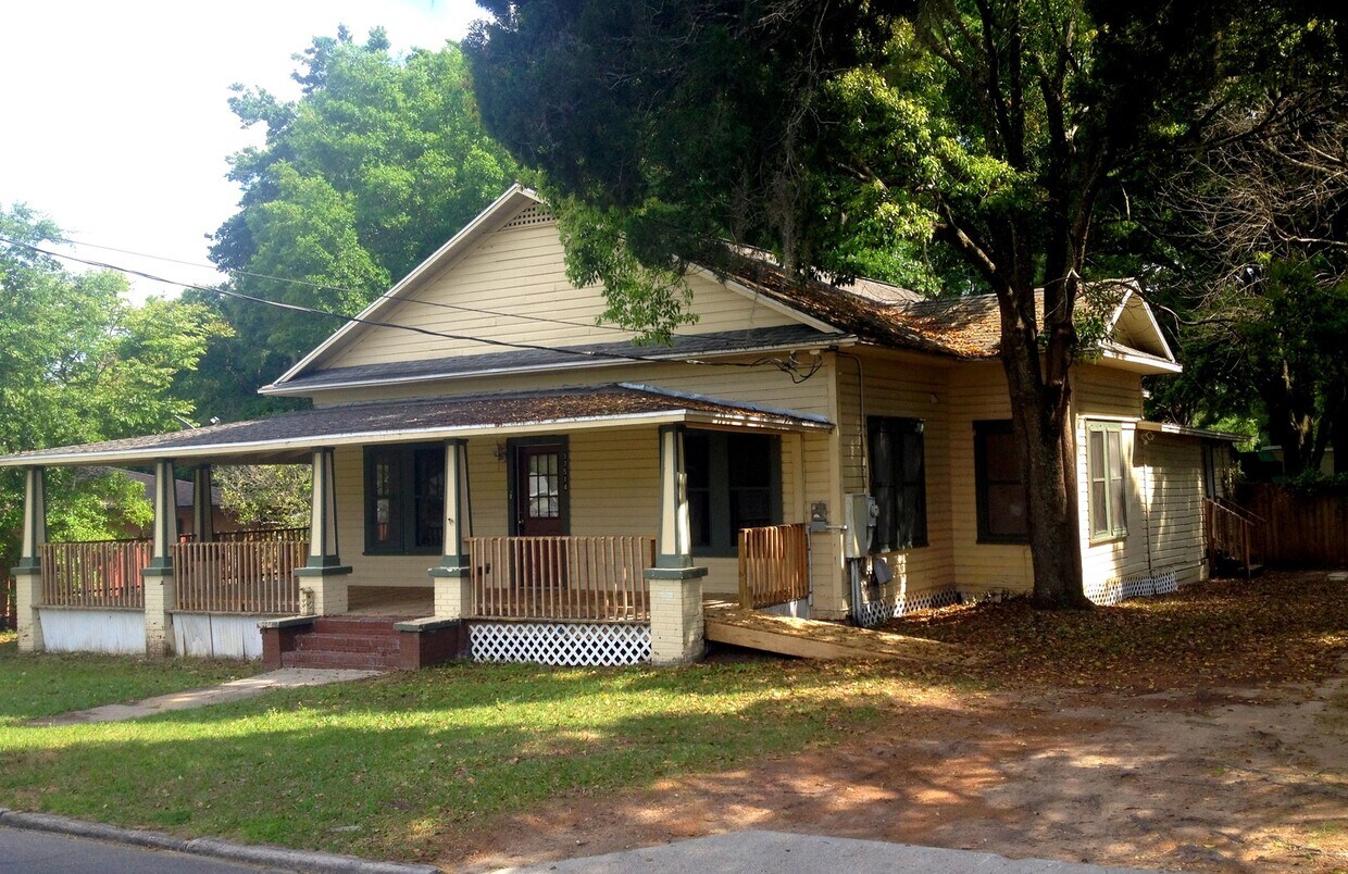 Foto principal - Beautiful Historic Dade City 4BR/3BA Home ...