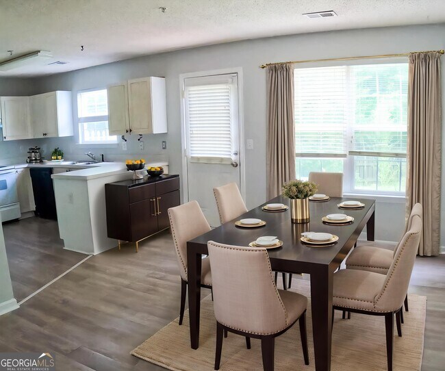 Foto del edificio - 255 Turnstone Rd