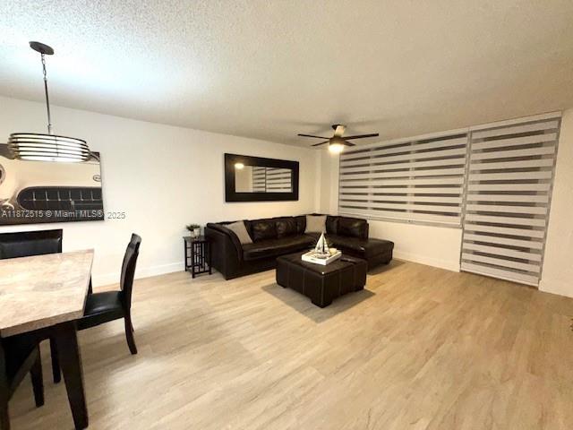 Foto del edificio - 3725 S Ocean Dr