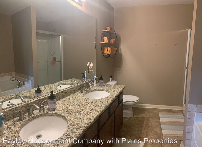 Building Photo - 3 br, 2.5 bath House - 773 Hunter Court