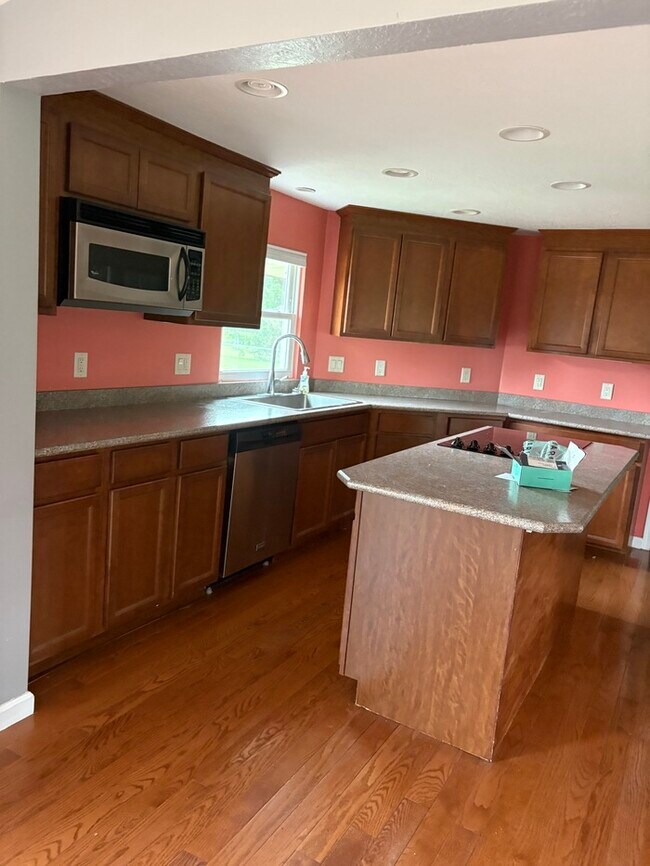 Foto del edificio - Charming 4 beds 2 baths in Johnstown!
