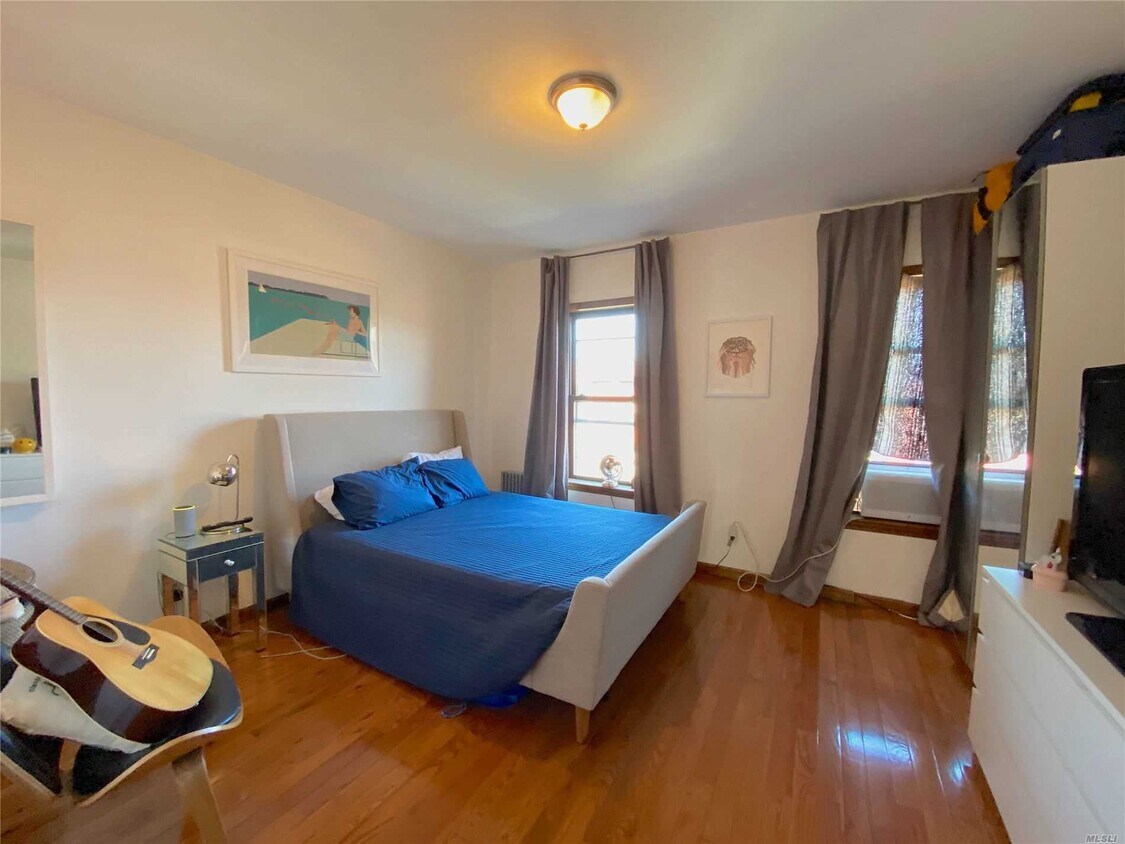 Foto principal - 148 Bedford Ave