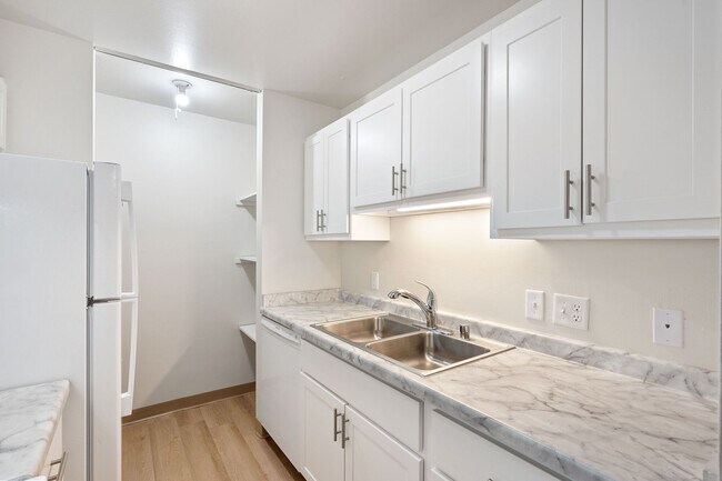 Foto del edificio - Springdale Apartments