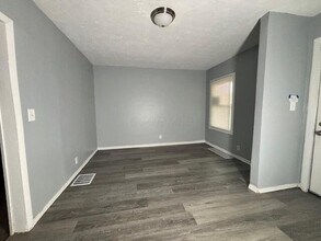 Building Photo - 2607 McGuffey Rd