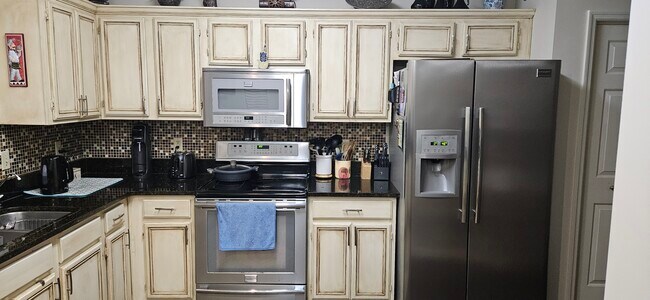 Foto del edificio - 905 S Woodstone Ln
