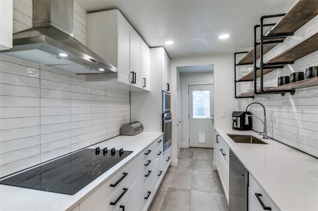 Foto del edificio - 7510 Riverbrook Dr