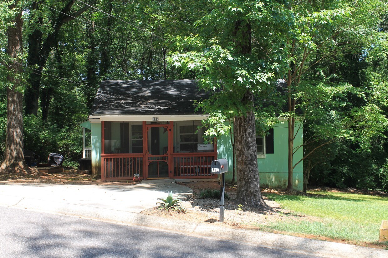 Primary Photo - 117 Hollie St