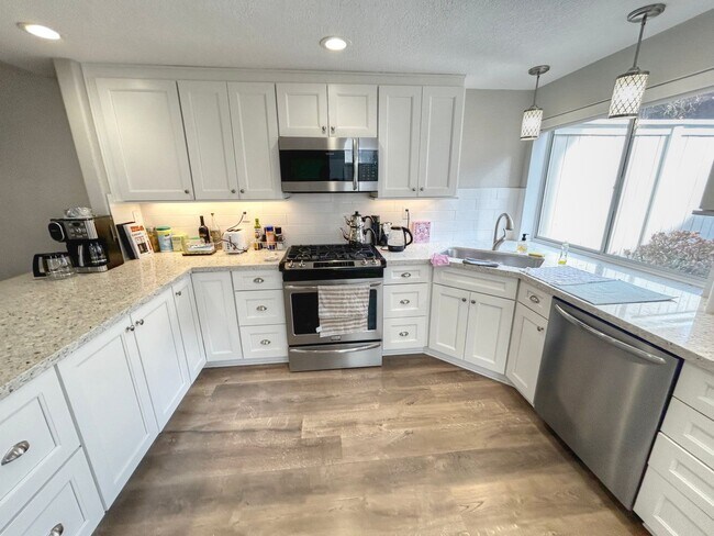 Foto del edificio - Fully Furnished 3 bedroom, 2.5 bath Condo in Rancho San Clemente